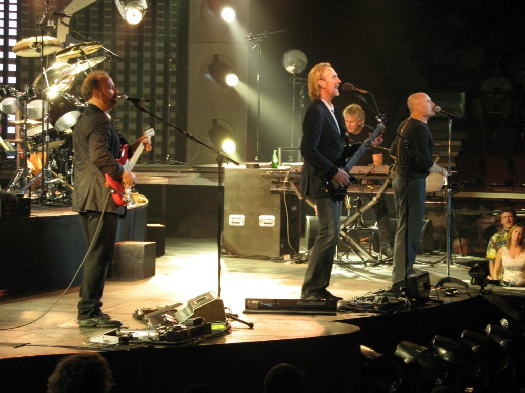 2123 - Pittsburgh - Mellon Arena - Genesis - I Know What I Like (In Your Wardrobe) - a group of peop